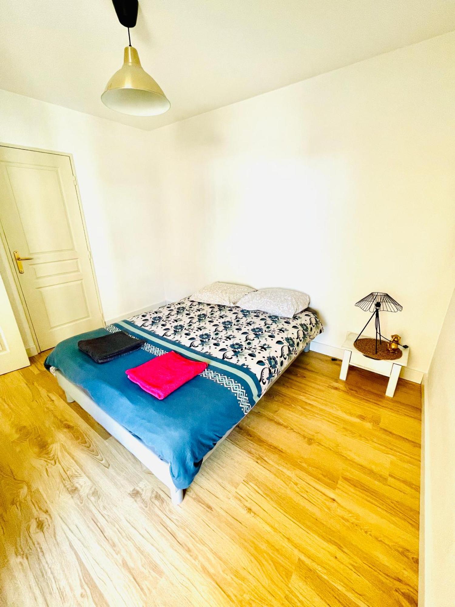 Appartement Avec Place De Parking Et Piscine Villefranche-sur-Saone Ngoại thất bức ảnh